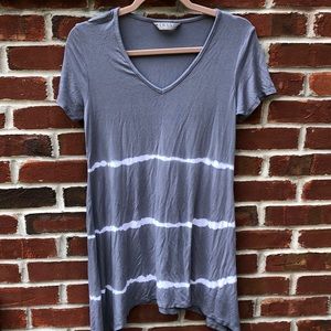 NWOT grey and white t-shirt